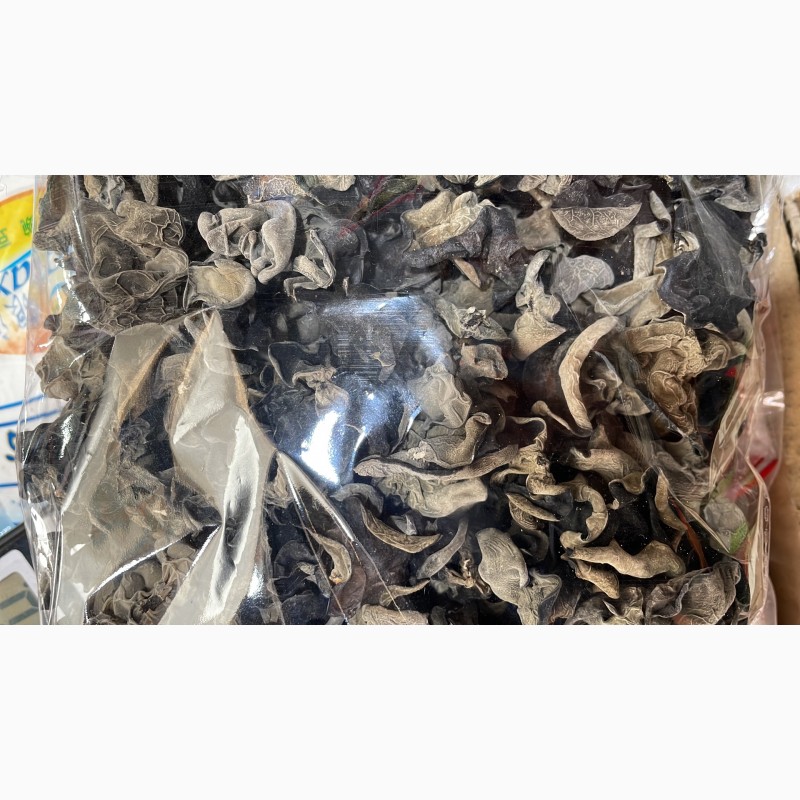 Фото 2. Продаю грибы сушенные опята, муэр( древесные грибы) шитаке, спаржа, соя мясо и т д
